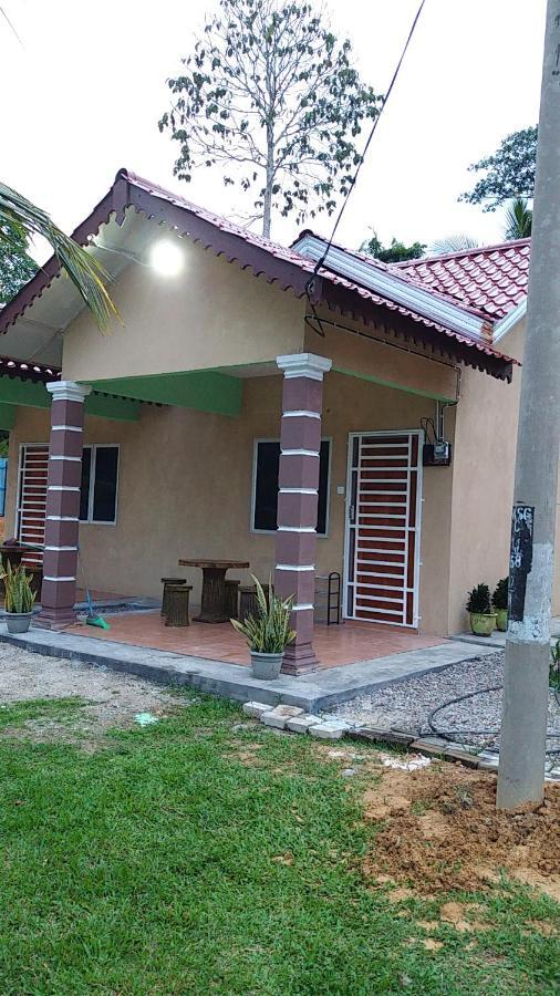 Dhia Irdina Homestay Paya Rewak المظهر الخارجي الصورة
